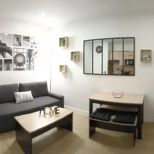 https://studio-cosy-alesia-montsouris.fr-paris.fr