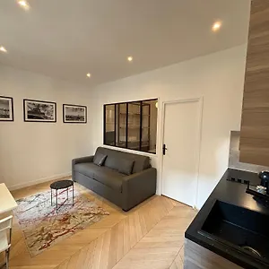 https://appartement-contemporain-republique-temple.fr-paris.fr